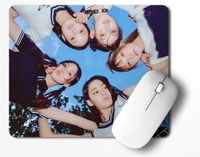 Podkładka NewJeans DO WYBORU - RÓŻNE ROZMIARY