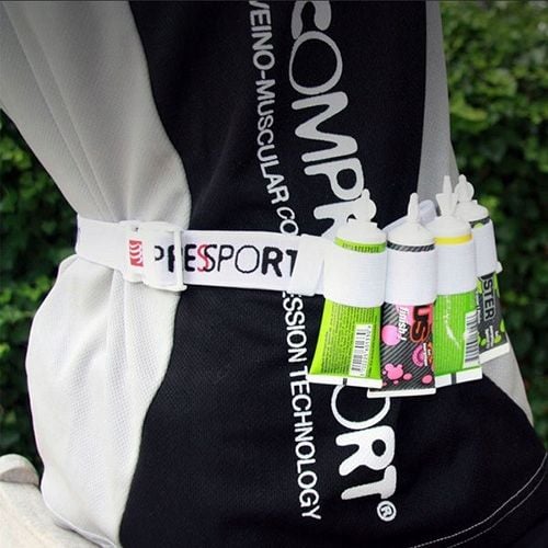 Pasek COMPRESSPORT pas na numer startowy i żele na Arena.pl