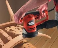 Szlifierka mimośrodowa BLACK&DECKER KA191EK