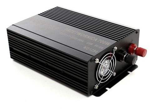 Przetwornica samochodowa 700W 12V - 230V na Arena.pl