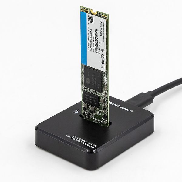 Qoltec Stacja dokująca dysków SSD M.2 SATA/PCIe | NGFF/NVMe | USB 3.1 zdjęcie 1