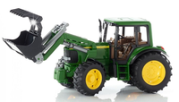 Bruder 02052 Traktor John Deere z ładowaczem