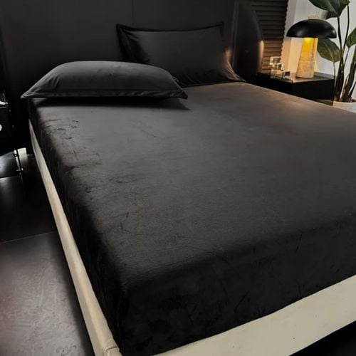 PRZEŚCIERADŁO Z GUMKĄ 140x200 PLUSZOWE POLAROWE MIŚ MIĘKKIE CIEPŁE CZARNY na Arena.pl