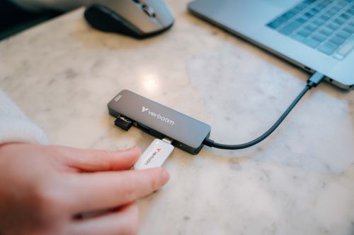 Hub USB Verbatim USB-C Essentials Multiport Hub 4 Port na Arena.pl