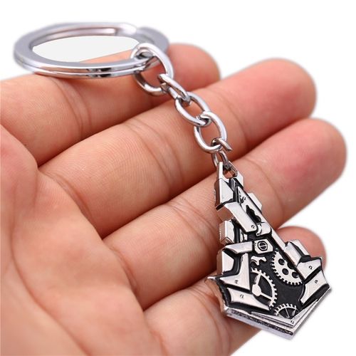 Metalowy brelok assassin's creed na Arena.pl