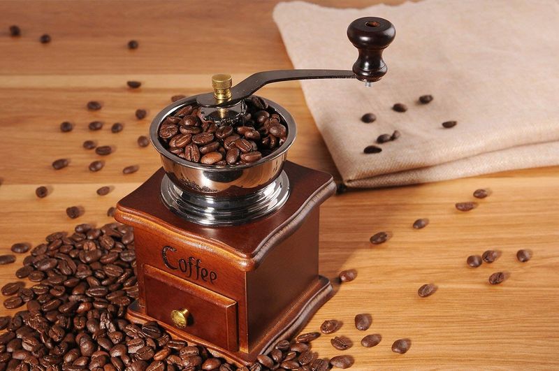 MŁYNEK DO KAWY 213 zdjęcie 4