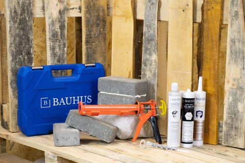 PISTOLET WYCISKACZ do silikonów kartuszy klejów uszczelniaczy SOLIDNY na Arena.pl