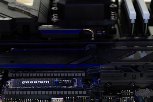 Dysk SSD GOODRAM PX500 1TB M.2 PCIe NVMe M.2 3300/2700 na Arena.pl