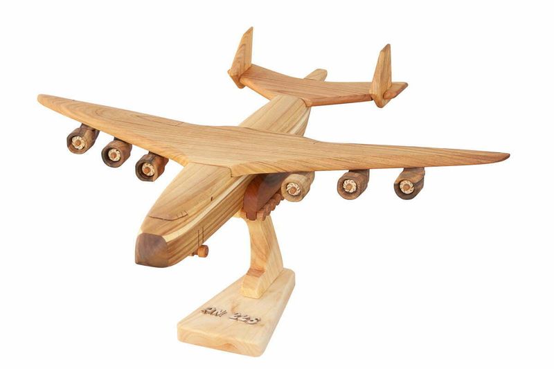 Duży model samolotu "An-225 Mrija" zdjęcie 1