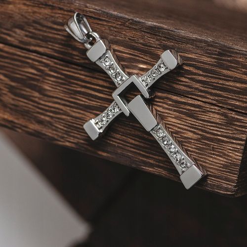 Naszyjnik krzyżyk Vin Diesel Toretto zawieszka stal chirurgiczna BLINGART na Arena.pl