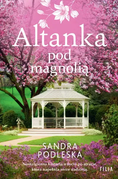 Altanka pod magnolią zdjęcie 1