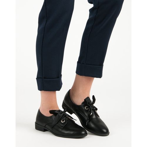 Wiązane Półbuty r.41 na Arena.pl