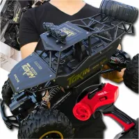 DUŻY SAMOCHÓD TERENOWY ZDALNIE STEROWANY RC METAL4x4 LED DLA DZIECI PREZENT