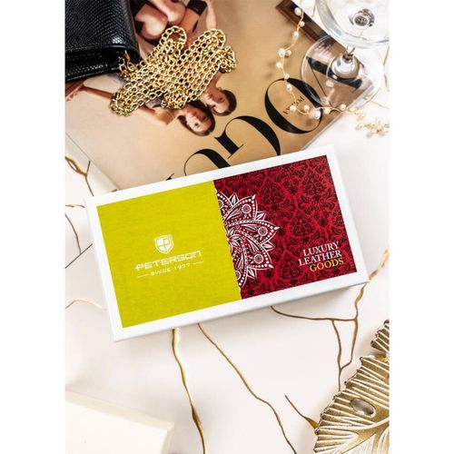 damski portfel czerwony z zamknięciem na zatrzask - peterson na Arena.pl