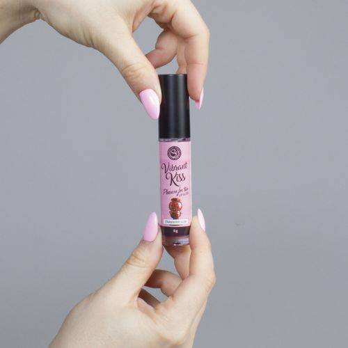 lip gloss vibrant kiss strawberry gum na Arena.pl