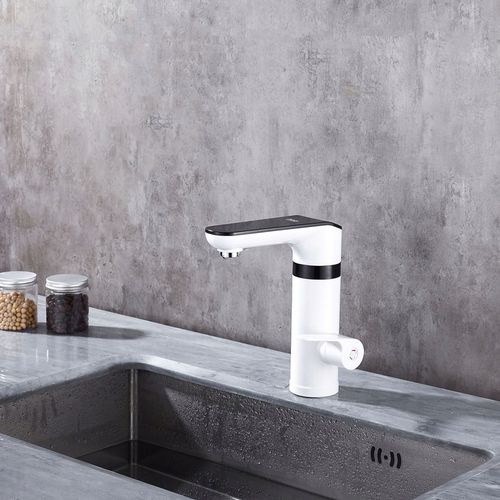 Przepływowy podgrzewacz wody kran Teesa bateria stojąca wyświetlacz LED na Arena.pl