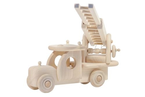 Drewniany samochód strażacki na Arena.pl