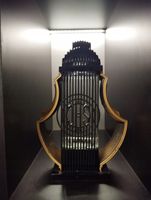 ZNICZ LAMPION ARTEMIDA SANTA MAROZZA Złoty z Czarnym Przodem