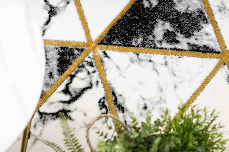 RUG/LU/ESTEMA/MARBLETRIANGLES/BLACK+GOLD/R160 zdjęcie 5