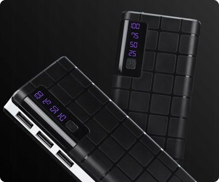 POWER-BANK POWERBANK 20000mAh 3.7V 3xUSB z latarką WYRAŹNYM Wyświetlaczem zdjęcie 10