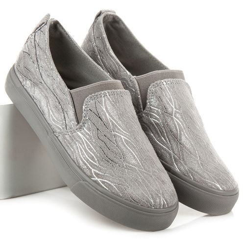 Slipony ze wzorem r.39 na Arena.pl