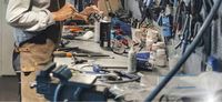 ZESTAW UCHWYTÓW ADAPTERÓW I BITÓW 16 elementów bity przedłużki śrubokręty