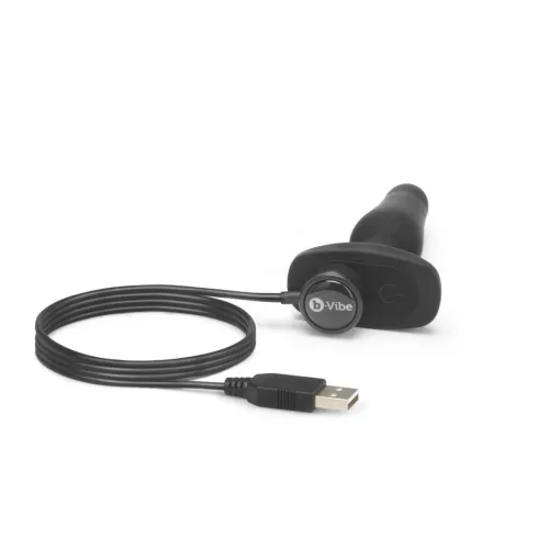 b-vibe novice plug black - kompaktowa maszyna intymna z pilotem na Arena.pl