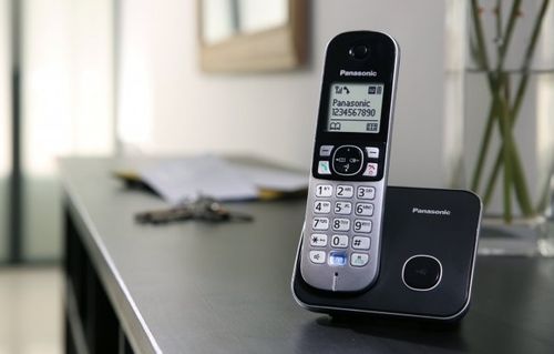 Telefon stacjonarny Panasonic KX-TG6812 na Arena.pl