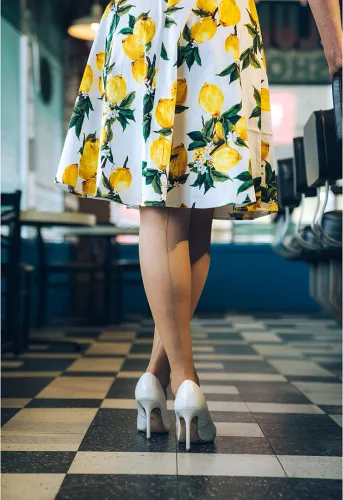 kixies vanessa b pończochy podkolanowki nude z szwem i kubańskim obcasem na Arena.pl