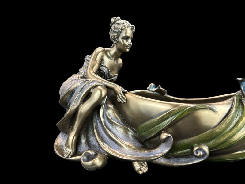 SECESYJNA WAZA Z SIEDZĄCĄ LADY VERONESE AN10023V4 zdjęcie 3