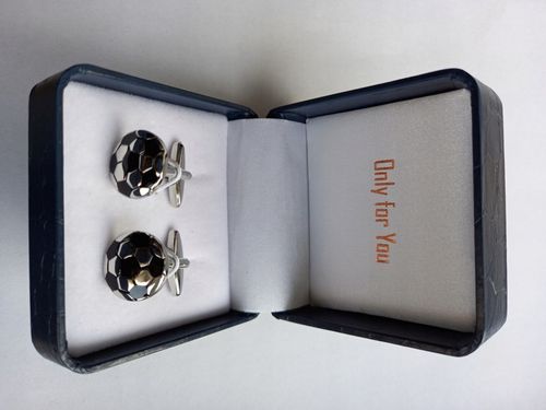 Srebrne spinki do koszuli Piłka Nożna Korkotrampki dla piłkarza kibica na Arena.pl