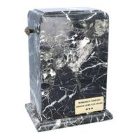 Kamienna urna pogrzebowa, personalizowana  / Plakietka