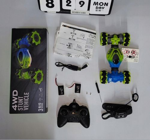 STEROWANY SAMOCHÓD RĘKĄ GESTAMI +PILOT 2.4G 4WD RC na Arena.pl