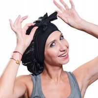 Satynowy czepek wiązany BONNET Yeye Czarny