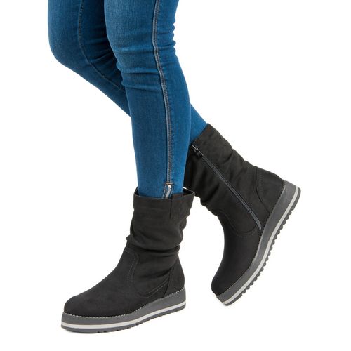 Czarne botki na platformie r.38 na Arena.pl