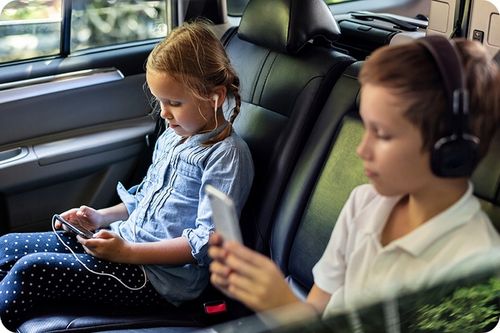 SZYBKA ŁADOWARKA SAMOCHODOWA 4XUSB 40W I KABEL 1 METR DO iPHONE C-L 27W 1m na Arena.pl