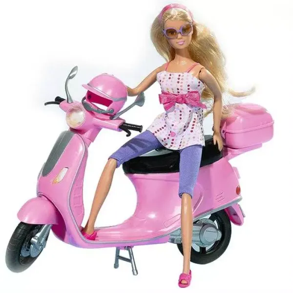Steffi. Lalka na skuterze zdjęcie 3
