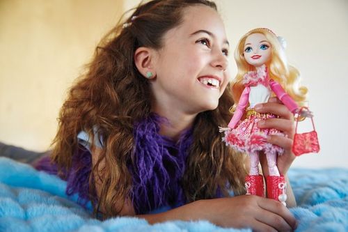 Ever After High Zima Wszech Baśni Apple White na Arena.pl