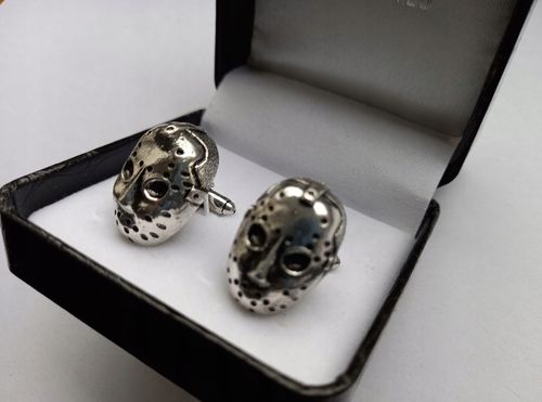 Ekskluzywne spinki do mankietów koszuli Audi na Arena.pl