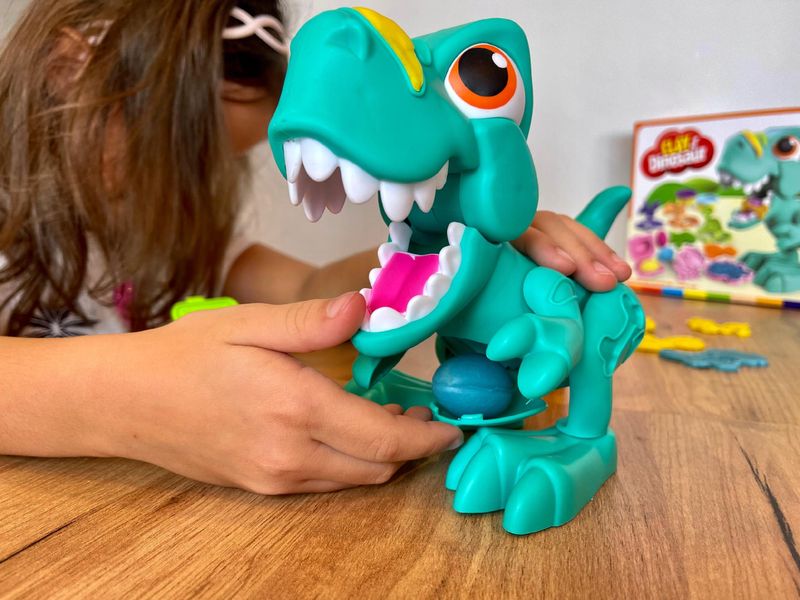 NAKARM DINOZAURA CIASTOLINA NR:8571 zdjęcie 14