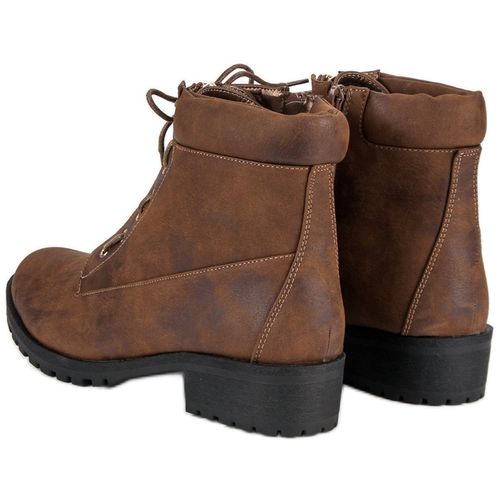 Traperki r.40 na Arena.pl