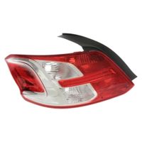 LAMPA TYLNA LEWA PEUGEOT 301 2012 2013 2014 2015
