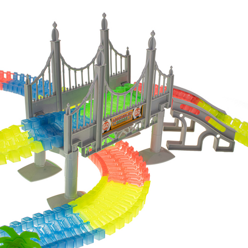 Tor samochodowy + Samochód Luminous Track 211 El. na Arena.pl