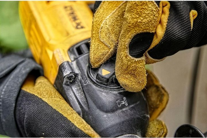 DeWALT Młotowiertarka Udarowa 3-funkcyjna SDS-plus + uchwyt D25134K zdjęcie 7