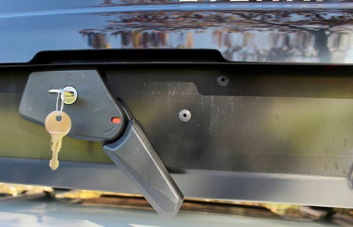 BAGAŻNIK DACHOWY BOX BOKS KUFER HAKR ETERNAL 600 L. zdjęcie 8