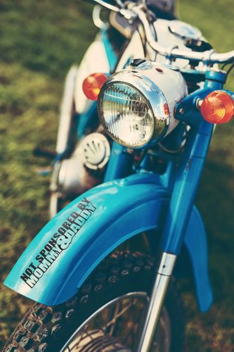 Naklejka na Samochód Nie sponsorowane przez Mamę i Tatę ! Mami synek Pizduś na Arena.pl