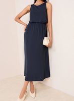 Szyfonowa sukienka midi Friends Like These R40