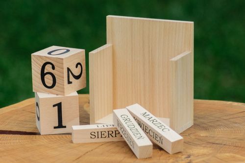 Wieczny kalendarz z drewna #1 na Arena.pl