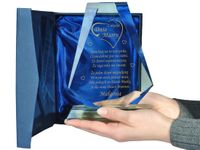 Szklana Statuetka "GATE GLASS" - 0077 (DZIEŃ MAMY)