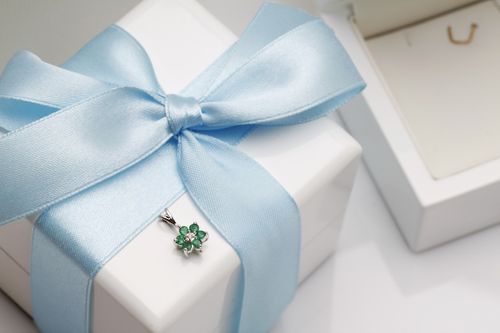 Wisiorek Staviori WBD0954 na Arena.pl